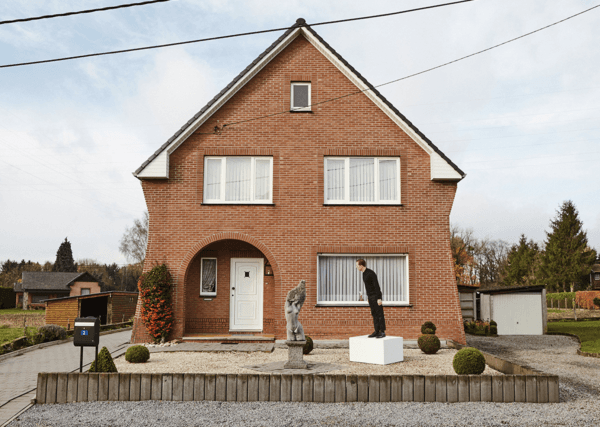 TOSSIJN – ORDINARY FASHION